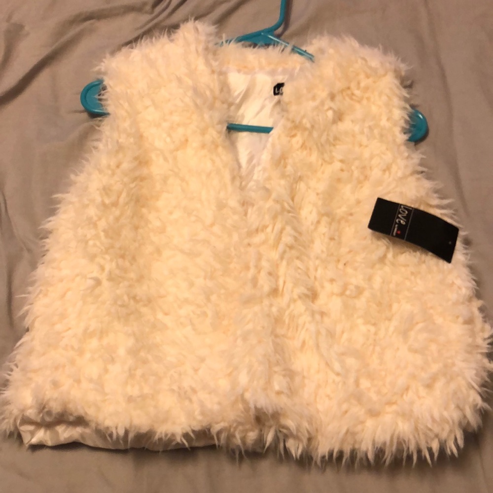 Beautiful vest never worn